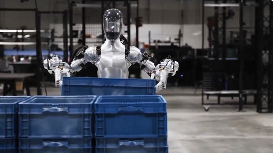 Figure公司发布Figure 01人形机器人最新演示 可完全自动化执行任务