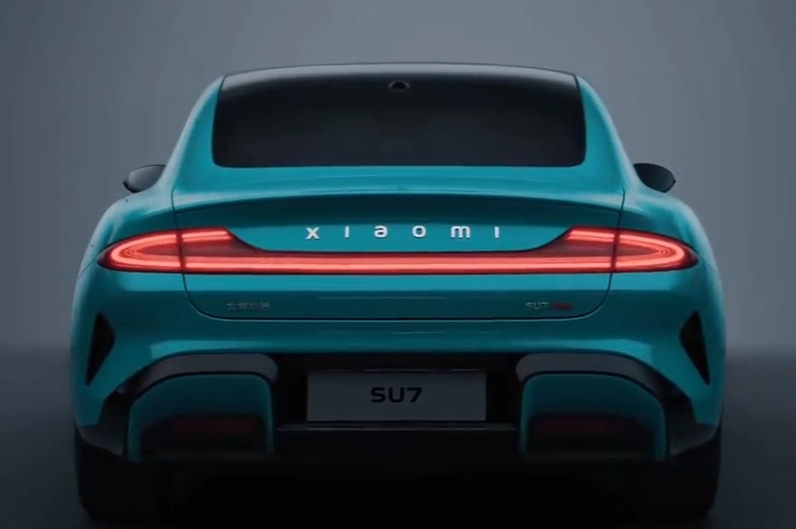 周鸿祎：小米汽车为什么叫SU7？AI搜索给出答案